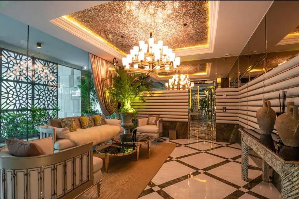 The Riviera Jomtien Apartment Exterior photo